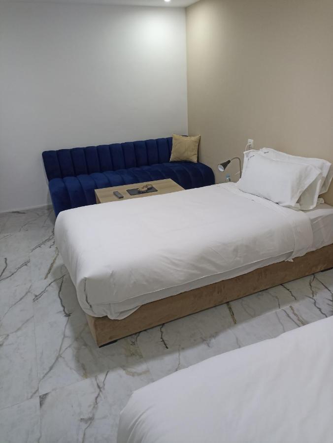 Mji Group Hotel Тан-Тан Екстериор снимка