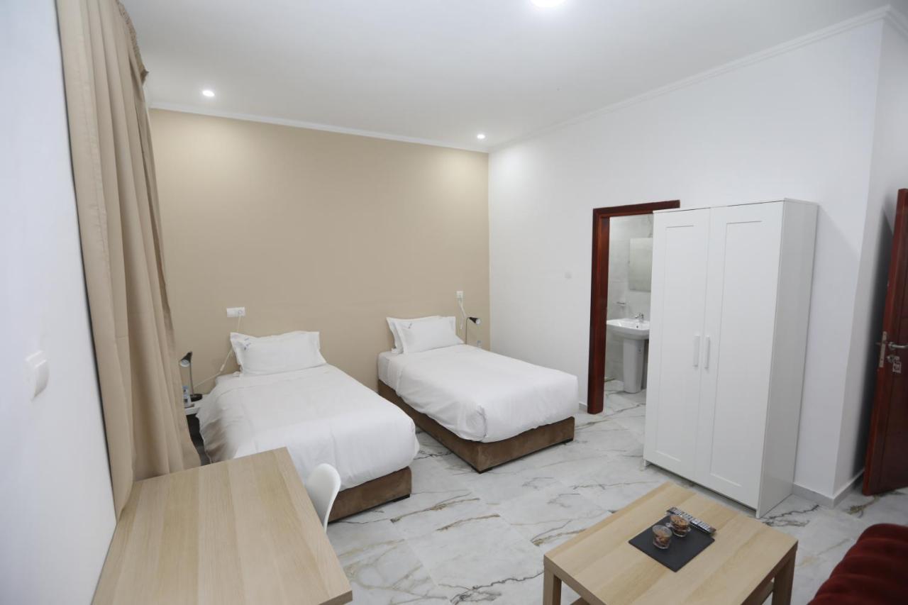 Mji Group Hotel Тан-Тан Екстериор снимка